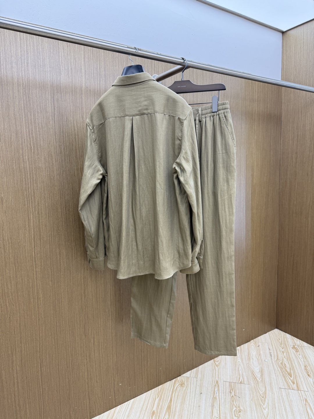 早春/套 Loro Piana 一套不拆2026Ss高端品质专柜，贸易公司渠道稀出，领先官网发售！经典休