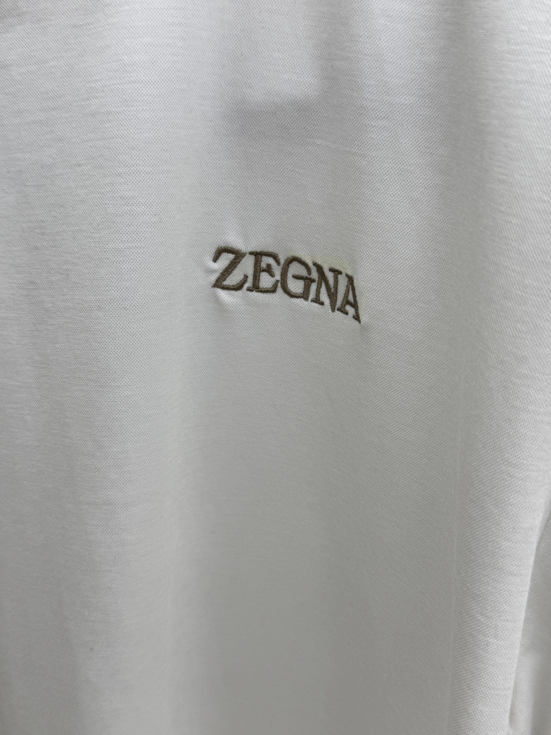 早春 Zz 🔥s新品莫代尔T恤.原单推荐❤️经典标识.3D立体定制工艺.质感品质呈现.经典老钱风的具象话