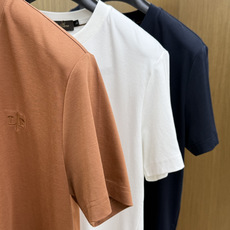 早春 Loro piana 🔥s新品莫代尔T恤.原单推荐❤️经典标识.3D立体定制工艺.质感品质呈现.经 早春 Loro piana 🔥s新品莫代尔T恤.原单推荐❤️经典标识.3D立体定制工艺.质感品质呈现.经