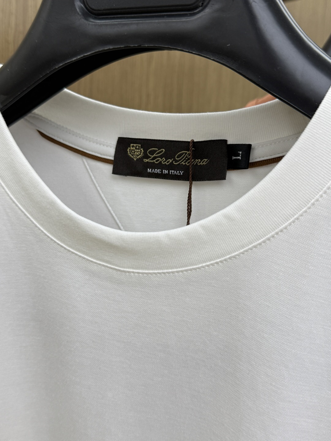 早春 Loro piana 🔥s新品莫代尔T恤.原单推荐❤️经典标识.3D立体定制工艺.质感品质呈现.经