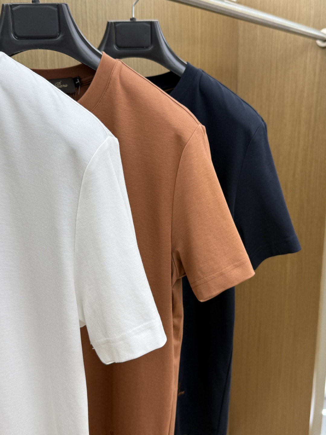 早春 Loro piana 🔥s新品莫代尔T恤.原单推荐❤️经典标识.3D立体定制工艺.质感品质呈现.经