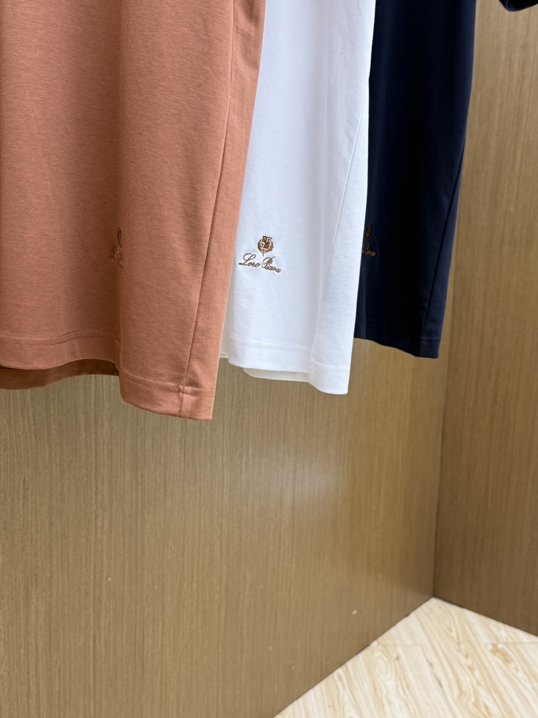 早春 Loro piana 🔥s新品莫代尔T恤.原单推荐❤️经典标识.3D立体定制工艺.质感品质呈现.经