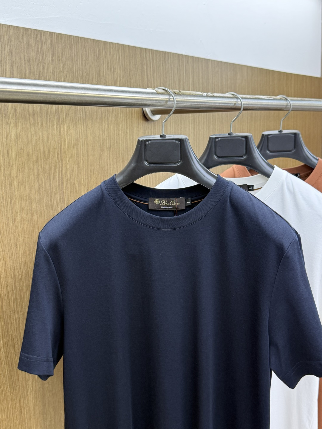 早春 Loro piana 🔥s新品莫代尔T恤.原单推荐❤️经典标识.3D立体定制工艺.质感品质呈现.经
