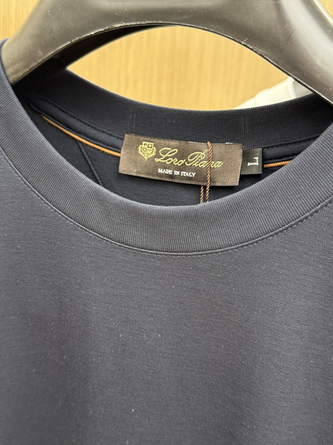 早春 Loro piana 🔥s新品莫代尔T恤.原单推荐❤️经典标识.3D立体定制工艺.质感品质呈现.经