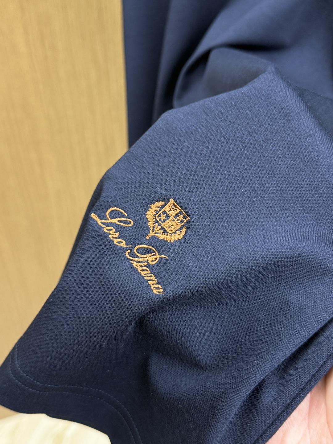 早春 Loro piana 🔥s新品莫代尔T恤.原单推荐❤️经典标识.3D立体定制工艺.质感品质呈现.经