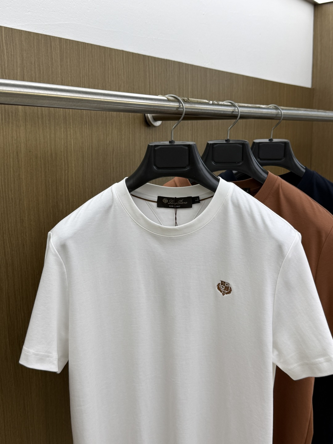 早春 Loro piana 🔥s新品莫代尔T恤.原单推荐❤️经典标识.3D立体定制工艺.质感品质呈现.经