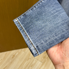 早春 DG 🔥🔥高端定制 26ss春夏新品轻奢休闲牛仔裤👖 官网同步发售,裤身工艺设计,客供辅料、高定棉 早春 DG 🔥🔥高端定制 26ss春夏新品轻奢休闲牛仔裤👖 官网同步发售,裤身工艺设计,客供辅料、高定棉