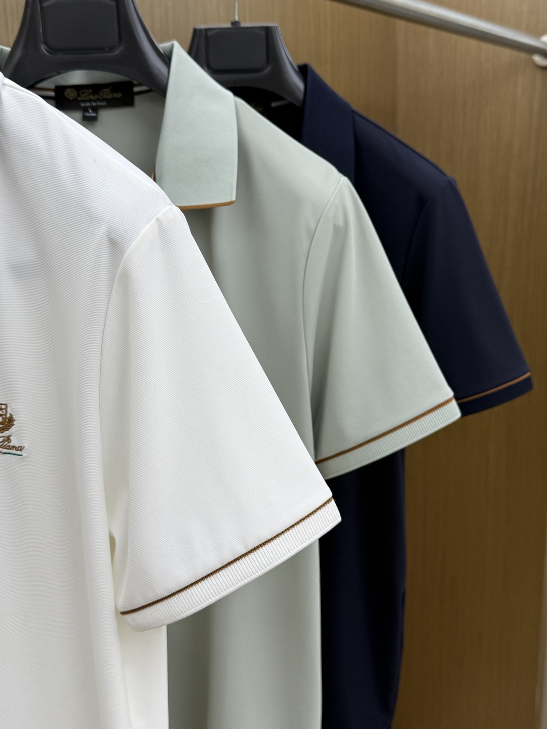 早春 Loro Piana 🔥🔥独家定制 2026春夏新款男士短袖Polo衫，品牌最新设计元素！既不单调也不复杂,恰到好