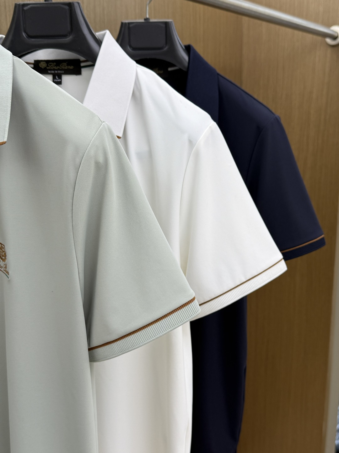 早春 Loro Piana 🔥🔥独家定制 2026春夏新款男士短袖Polo衫，品牌最新设计元素！既不单调也不复杂,恰到好