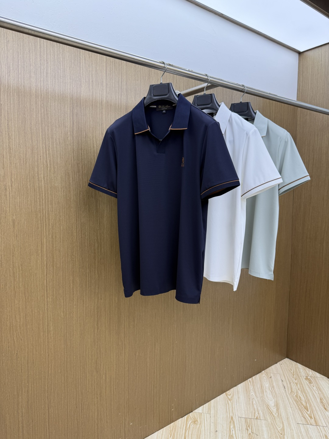 早春 Loro Piana 🔥🔥独家定制 2026春夏新款男士短袖Polo衫，品牌最新设计元素！既不单调也不复杂,恰到好