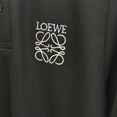 早春 LOE 🔥🔥独家定制 2026春夏新款男士短袖Polo衫,品牌最新设计元素!既不单调也不复杂,恰到好处的展现品味! 早春 LOE 🔥🔥独家定制 2026春夏新款男士短袖Polo衫,品牌最新设计元素!既不单调也不复杂,恰到好处的展现品味!
