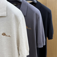 早春 Loro piana 🔥🔥春夏新款男士短袖针织Polo衫,品牌最新设计元素!既不单调也不复杂,恰到好处的展现品味! 早春 Loro piana 🔥🔥春夏新款男士短袖针织Polo衫,品牌最新设计元素!既不单调也不复杂,恰到好处的展现品味!
