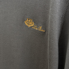 早春 Loro piana 🔥🔥春夏新款男士短袖针织Polo衫,品牌最新设计元素!既不单调也不复杂,恰到好处的展现品味! 早春 Loro piana 🔥🔥春夏新款男士短袖针织Polo衫,品牌最新设计元素!既不单调也不复杂,恰到好处的展现品味!