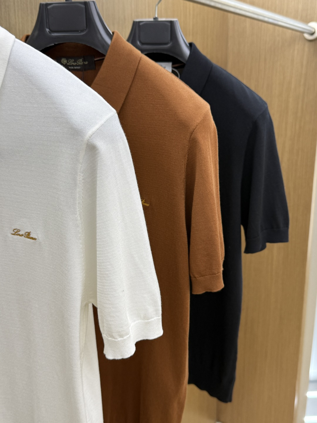 早春 Loro piana 🔥🔥春夏新款男士短袖针织Polo衫，品牌最新设计元素！既不单调也不复杂,恰到好处的展现品味！