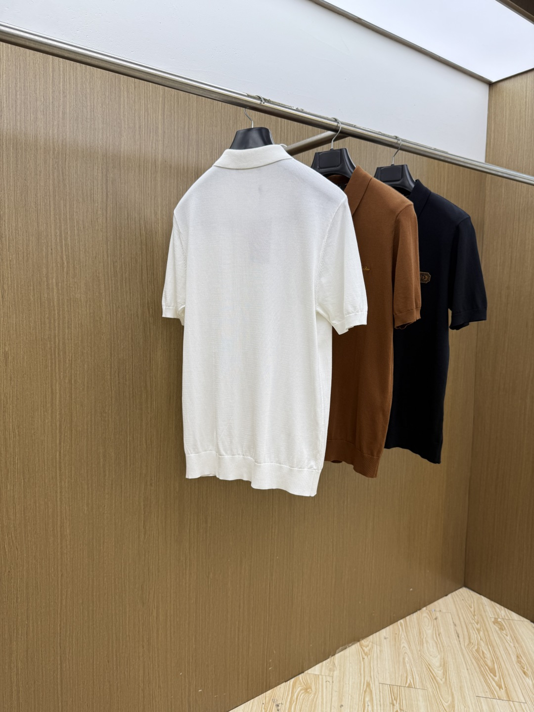 早春 Loro piana 🔥🔥春夏新款男士短袖针织Polo衫，品牌最新设计元素！既不单调也不复杂,恰到好处的展现品味！