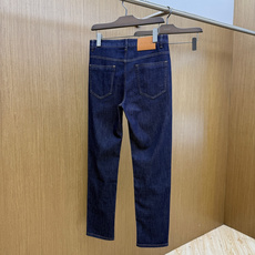 早春 Loro piana 🔥🔥高端定制 26ss春夏新品轻奢休闲牛仔裤👖 官网同步发售,裤身工艺设计,客供辅料、高定棉 早春 Loro piana 🔥🔥高端定制 26ss春夏新品轻奢休闲牛仔裤👖 官网同步发售,裤身工艺设计,客供辅料、高定棉