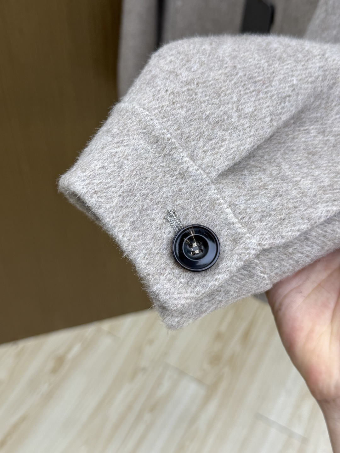 早秋款 Loro piana 🔥🔥秋冬新款时尚翻领夹克外套，原版订制五金配件全进口原版定制 欢迎对比 绝对的高品质   