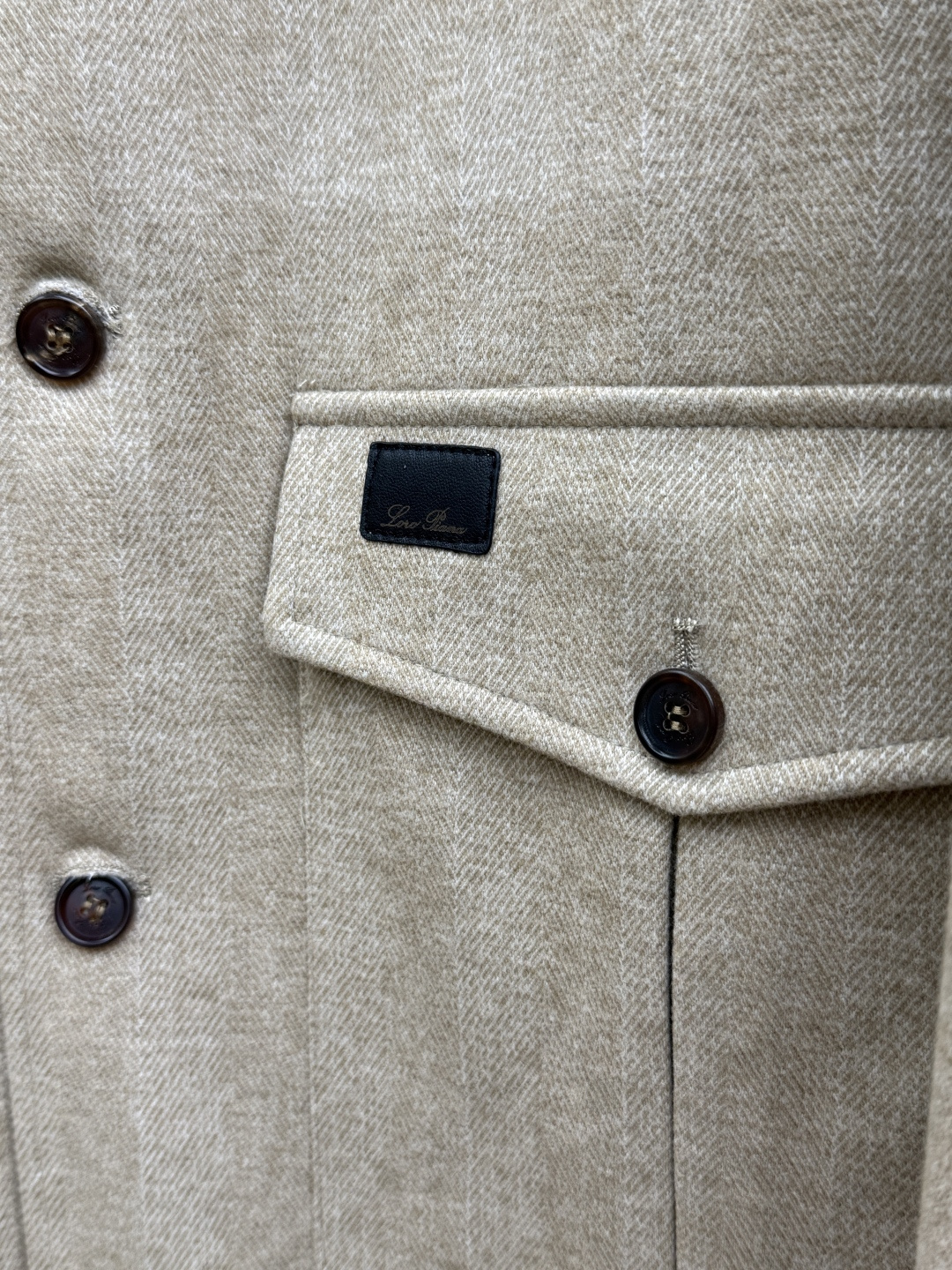 早秋款 Loro piana 🔥🔥秋冬新款时尚翻领真皮鹅绒外套羽绒服、原版订制五金配件全进口原版定制 欢迎对比 绝对的高
