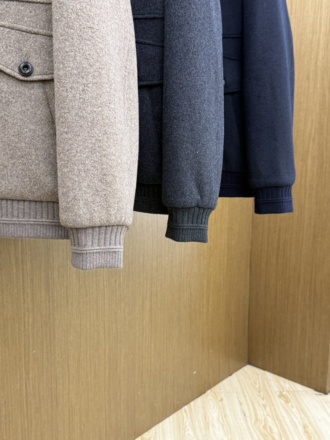 早秋款 Loro piana 🔥🔥秋冬新款时尚翻领鹅绒外套羽绒服、原版订制五金配件全进口原版定制 欢迎对比 绝对的高品质