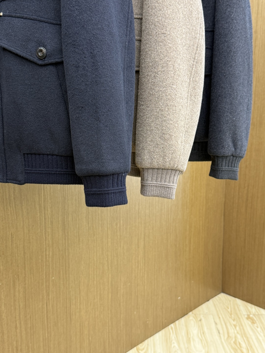 早秋款 Loro piana 🔥🔥秋冬新款时尚翻领鹅绒外套羽绒服、原版订制五金配件全进口原版定制 欢迎对比 绝对的高品质