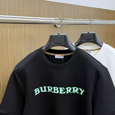 秋冬 BBR 🔥秋冬圆领刺绣短袖T恤打底衫 元素性的Logo徽章凸显休闲时尚魅力,依然独领时尚风骚.内搭好伴侣… 客供高 秋冬 BBR 🔥秋冬圆领刺绣短袖T恤打底衫 元素性的Logo徽章凸显休闲时尚魅力,依然独领时尚风骚.内搭好伴侣… 客供高