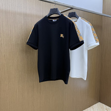 秋冬 BBR 🔥秋冬圆领刺绣短袖T恤打底衫 元素性的Logo徽章凸显休闲时尚魅力,依然独领时尚风骚.内搭好伴侣… 客供高 秋冬 BBR 🔥秋冬圆领刺绣短袖T恤打底衫 元素性的Logo徽章凸显休闲时尚魅力,依然独领时尚风骚.内搭好伴侣… 客供高