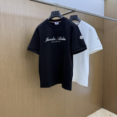 秋冬 Mon 🔥秋冬圆领刺绣短袖T恤打底衫 元素性的Logo徽章凸显休闲时尚魅力,依然独领时尚风骚.内搭好伴侣… 客供高 秋冬 Mon 🔥秋冬圆领刺绣短袖T恤打底衫 元素性的Logo徽章凸显休闲时尚魅力,依然独领时尚风骚.内搭好伴侣… 客供高
