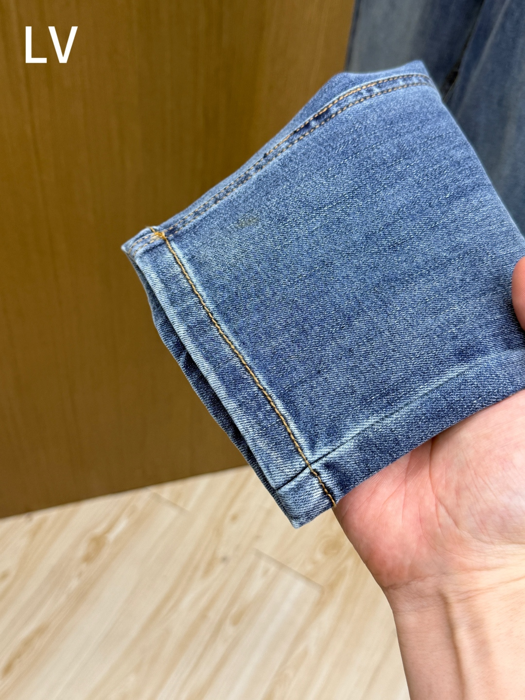 早春 LV 🔥🔥高端定制 26ss春夏新品轻奢休闲牛仔裤👖 官网同步发售,裤身工艺设计,客供辅料、高定棉麻面料,代工厂免 早春 LV 🔥🔥高端定制 26ss春夏新品轻奢休闲牛仔裤👖 官网同步发售,裤身工艺设计,客供辅料、高定棉麻面料,代工厂免