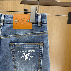 早春 LV 🔥🔥高端定制 26ss春夏新品轻奢休闲牛仔裤👖 官网同步发售,裤身工艺设计,客供辅料、高定棉麻面料,代工厂免 早春 LV 🔥🔥高端定制 26ss春夏新品轻奢休闲牛仔裤👖 官网同步发售,裤身工艺设计,客供辅料、高定棉麻面料,代工厂免
