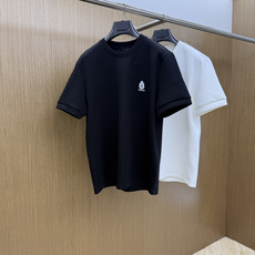 秋冬 PD 🔥秋冬圆领刺绣短袖T恤打底衫 元素性的Logo徽章凸显休闲时尚魅力,依然独领时尚风骚.内搭好伴侣… 客供高 秋冬 PD 🔥秋冬圆领刺绣短袖T恤打底衫 元素性的Logo徽章凸显休闲时尚魅力,依然独领时尚风骚.内搭好伴侣… 客供高