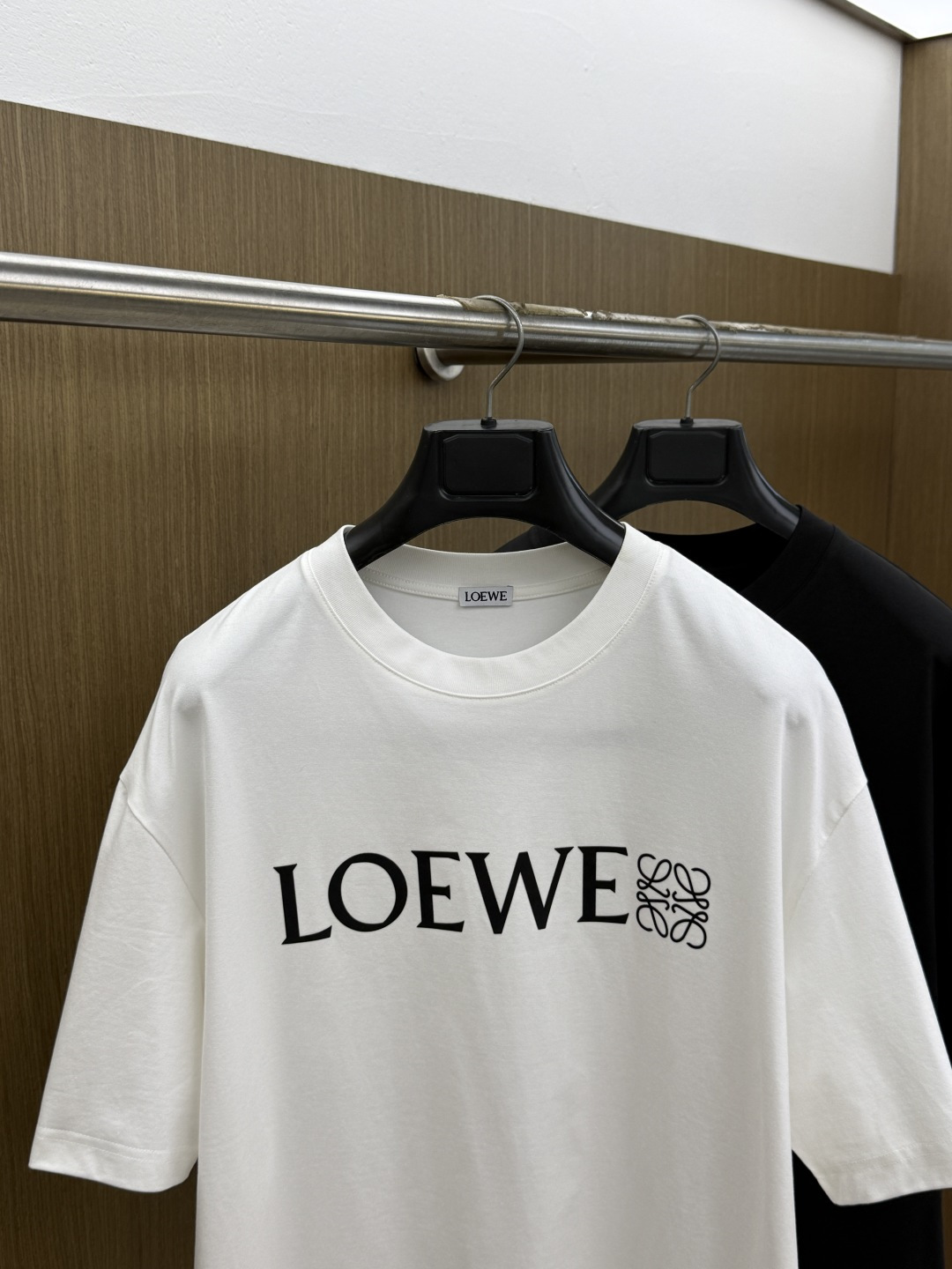 早春 LOE 🔥🔥春夏新款原单男士休闲短袖 高端定制 高端版本 时尚百搭爆款⚠️⚠️✨✨进口面料 手感超柔软细腻  穿着
