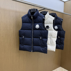 秋冬 Mon 🔥蒙口新款 小立领羽绒服马甲|商务日常兼备。甄选90白鸭绒填充,轻盈锁温不臃肿小立领版型,利落简约,通勤休 秋冬 Mon 🔥蒙口新款 小立领羽绒服马甲|商务日常兼备。甄选90白鸭绒填充,轻盈锁温不臃肿小立领版型,利落简约,通勤休