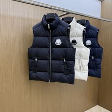 秋冬 Mon 🔥蒙口新款 小立领羽绒服马甲|商务日常兼备。甄选90白鸭绒填充,轻盈锁温不臃肿小立领版型,利落简约,通勤休 秋冬 Mon 🔥蒙口新款 小立领羽绒服马甲|商务日常兼备。甄选90白鸭绒填充,轻盈锁温不臃肿小立领版型,利落简约,通勤休