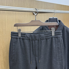 秋冬/套 Loro piana 🔥🔥高端品质 2026秋冬新款休闲时尚套装 顶级品质 定制顶级面料 秀场新品‼品相非常 秋冬/套 Loro piana 🔥🔥高端品质 2026秋冬新款休闲时尚套装 顶级品质 定制顶级面料 秀场新品‼品相非常