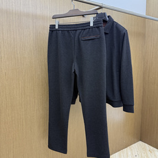 秋冬/套 Loro piana 🔥🔥高端品质 2026秋冬新款休闲时尚套装 顶级品质 定制顶级面料 秀场新品‼品相非常 秋冬/套 Loro piana 🔥🔥高端品质 2026秋冬新款休闲时尚套装 顶级品质 定制顶级面料 秀场新品‼品相非常