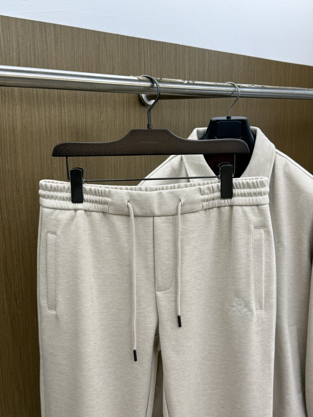 秋冬/套 Loro piana 🔥🔥高端品质 2026秋冬新款休闲时尚套装 顶级品质 定制顶级面料  秀场新品‼品相非常