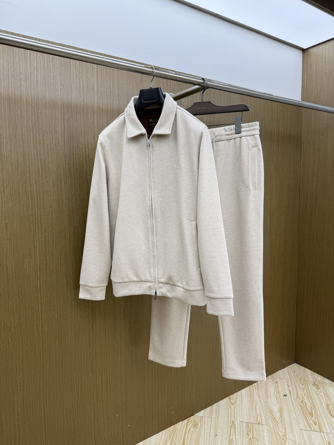 秋冬/套 Loro piana 🔥🔥高端品质 2026秋冬新款休闲时尚套装 顶级品质 定制顶级面料  秀场新品‼品相非常