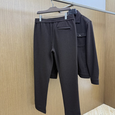 秋冬/套 Loro piana 🔥🔥高端品质 2026秋冬新款休闲时尚套装 顶级品质 定制顶级面料 秀场新品‼品相非常 秋冬/套 Loro piana 🔥🔥高端品质 2026秋冬新款休闲时尚套装 顶级品质 定制顶级面料 秀场新品‼品相非常