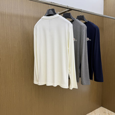 秋冬 Moncler26秋冬新款打底衫 Moncler这款打底衫精选成份:54%粘纤 28%腈纶 10%莱赛尔5 秋冬 Moncler26秋冬新款打底衫 Moncler这款打底衫精选成份:54%粘纤 28%腈纶 10%莱赛尔5