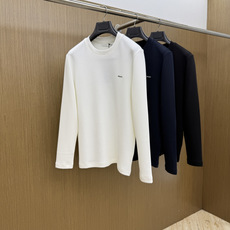 秋冬 Prada26秋冬爆款打底衫 Prada这款长袖精选46.8%莫代尔46.9%棉6.3%氨纶混纺面料,秋冬内 秋冬 Prada26秋冬爆款打底衫 Prada这款长袖精选46.8%莫代尔46.9%棉6.3%氨纶混纺面料,秋冬内