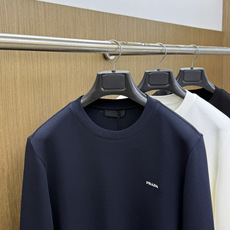 秋冬 Prada26秋冬爆款打底衫 Prada这款长袖精选46.8%莫代尔46.9%棉6.3%氨纶混纺面料,秋冬内 秋冬 Prada26秋冬爆款打底衫 Prada这款长袖精选46.8%莫代尔46.9%棉6.3%氨纶混纺面料,秋冬内