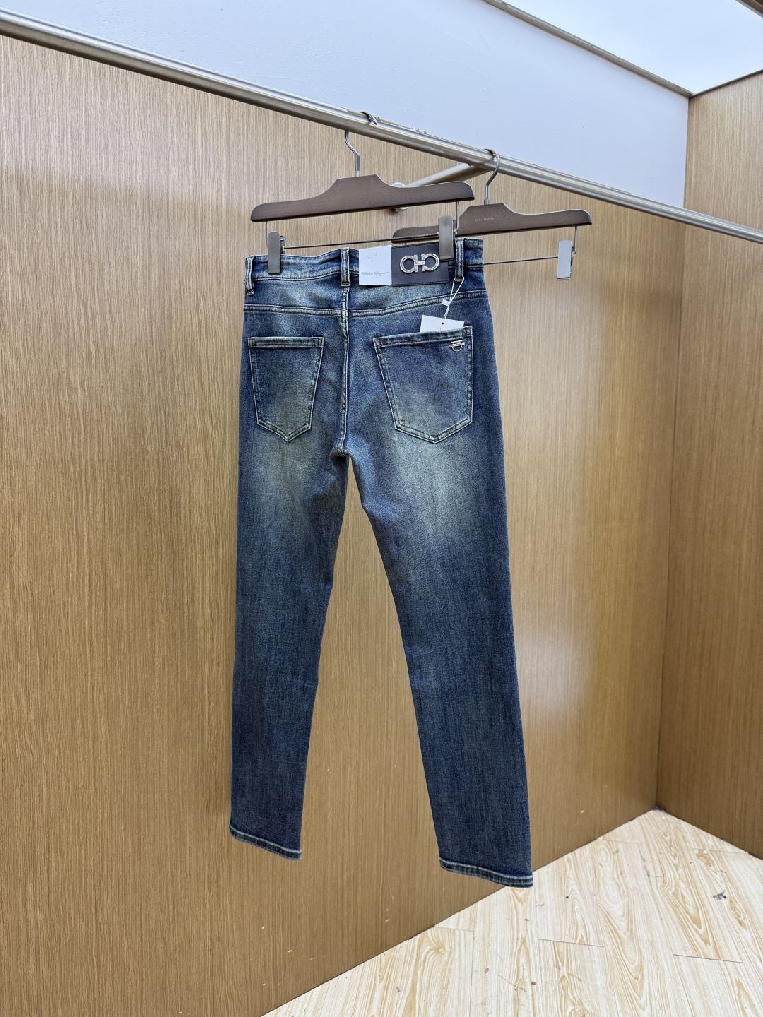 秋冬 FG 🔥🔥高端定制 26秋冬新款男士时尚休闲牛仔裤👖 柜台同步发售 原版定制复刻 客供五金辅料 原单品质 进口固色 秋冬 FG 🔥🔥高端定制 26秋冬新款男士时尚休闲牛仔裤👖 柜台同步发售 原版定制复刻 客供五金辅料 原单品质 进口固色