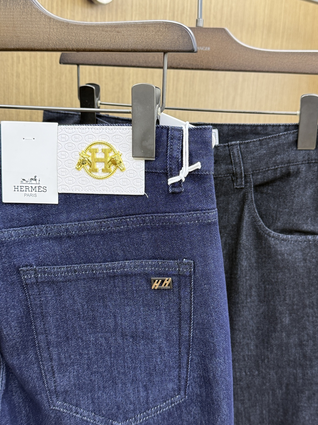 秋冬 HER 🔥🔥高端定制 26秋冬新款男士时尚休闲牛仔裤👖 柜台同步发售 原版定制复刻 客供五金辅料 原单品质 进口固 秋冬 HER 🔥🔥高端定制 26秋冬新款男士时尚休闲牛仔裤👖 柜台同步发售 原版定制复刻 客供五金辅料 原单品质 进口固