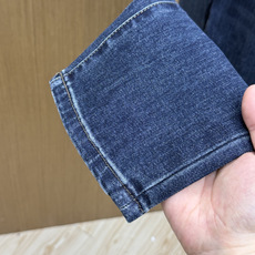 秋冬 MON 🔥🔥高端定制 26秋冬新款男士时尚休闲牛仔裤👖 柜台同步发售 原版定制复刻 客供五金辅料 原单品质 进口固 秋冬 MON 🔥🔥高端定制 26秋冬新款男士时尚休闲牛仔裤👖 柜台同步发售 原版定制复刻 客供五金辅料 原单品质 进口固