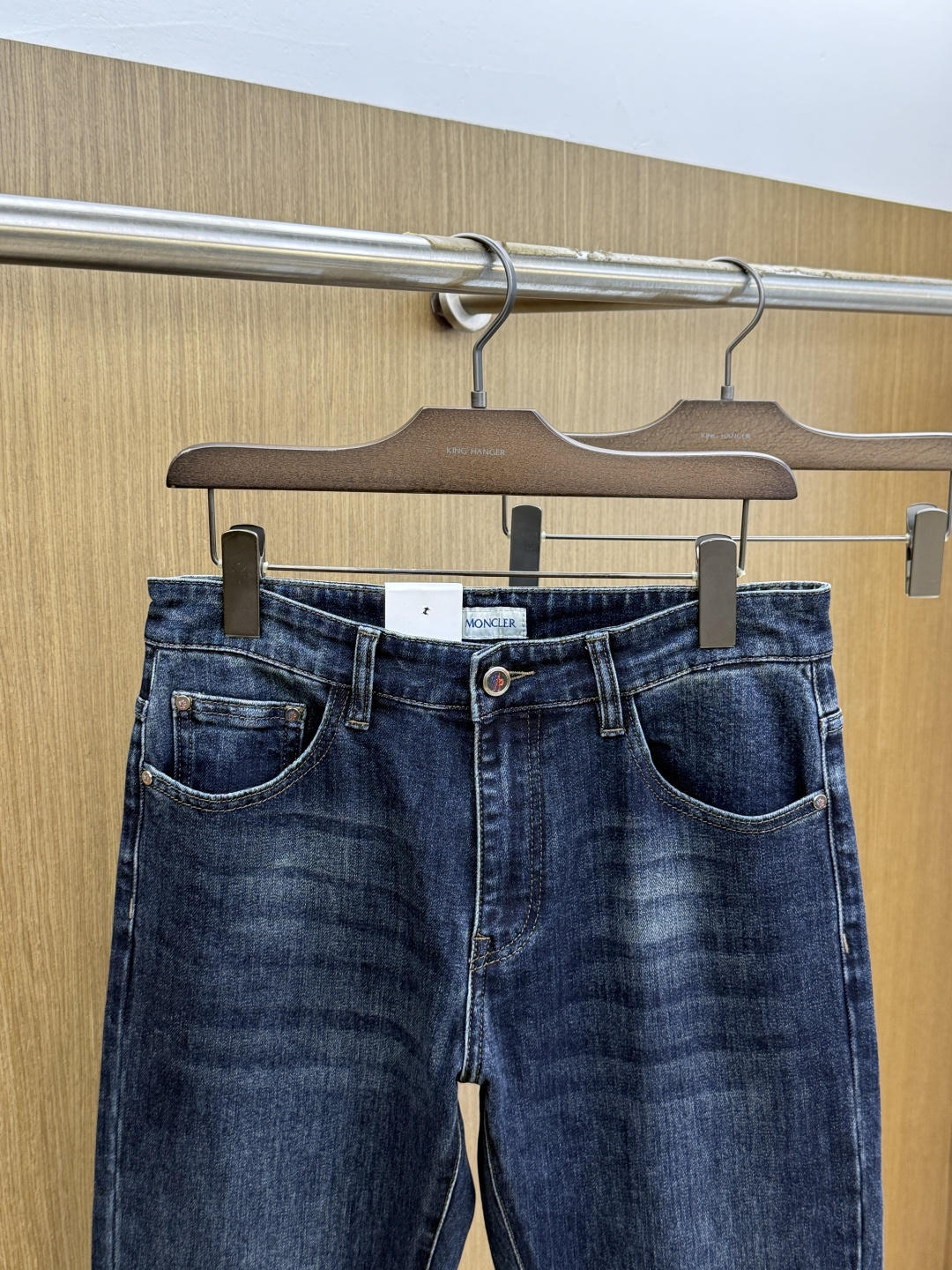 秋冬 MON 🔥🔥高端定制 26秋冬新款男士时尚休闲牛仔裤👖 柜台同步发售 原版定制复刻 客供五金辅料 原单品质 进口固 秋冬 MON 🔥🔥高端定制 26秋冬新款男士时尚休闲牛仔裤👖 柜台同步发售 原版定制复刻 客供五金辅料 原单品质 进口固