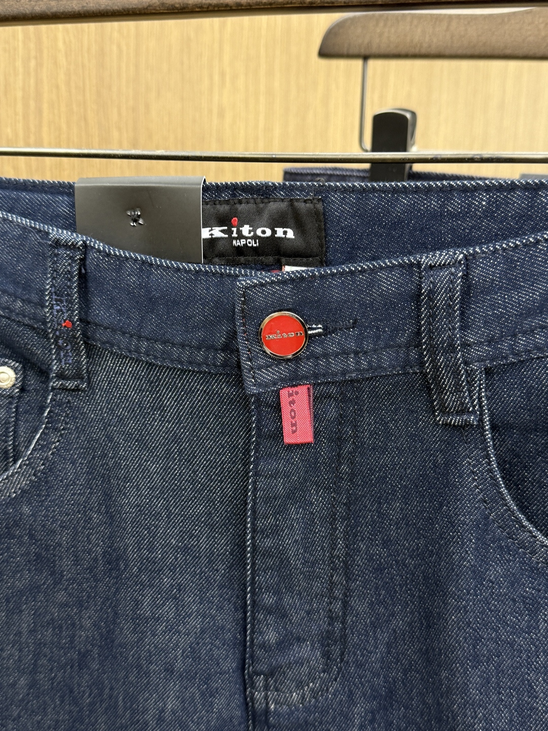 秋冬 KITON 🔥🔥高端定制 26秋冬新款男士时尚休闲牛仔裤👖 柜台同步发售 原版定制复刻 客供五金辅料 原单品质 进 秋冬 KITON 🔥🔥高端定制 26秋冬新款男士时尚休闲牛仔裤👖 柜台同步发售 原版定制复刻 客供五金辅料 原单品质 进