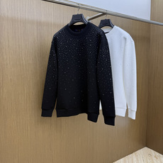 秋冬 LV 🔥ss早秋最新款休闲打底 高端品质 版型面料五金都是专柜1:1定制 面料是用的100%液氨空气层棉面料 身上 秋冬 LV 🔥ss早秋最新款休闲打底 高端品质 版型面料五金都是专柜1:1定制 面料是用的100%液氨空气层棉面料 身上