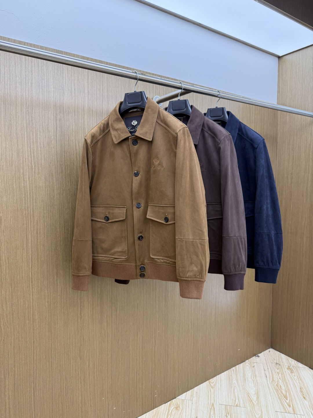 秋冬 Loro Piana 🔥🔥高端品质 2026秋冬新款时尚翻领夹克外套，原版订制五金配件全进口原版定制 欢迎对比 绝