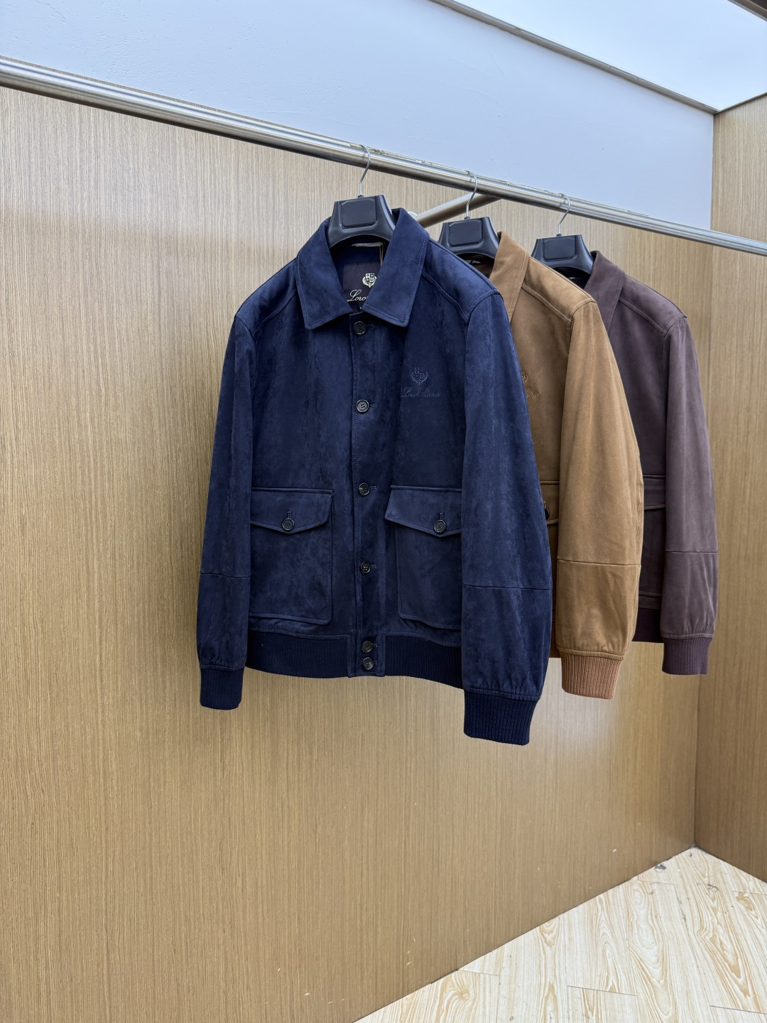 秋冬 Loro Piana 🔥🔥高端品质 2026秋冬新款时尚翻领夹克外套，原版订制五金配件全进口原版定制 欢迎对比 绝