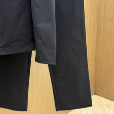 秋冬 Burberry26秋冬爆款外套 Burberry这款外套,面料精选100%高密涤纶,精密织造工艺,搭配哑 秋冬 Burberry26秋冬爆款外套 Burberry这款外套,面料精选100%高密涤纶,精密织造工艺,搭配哑